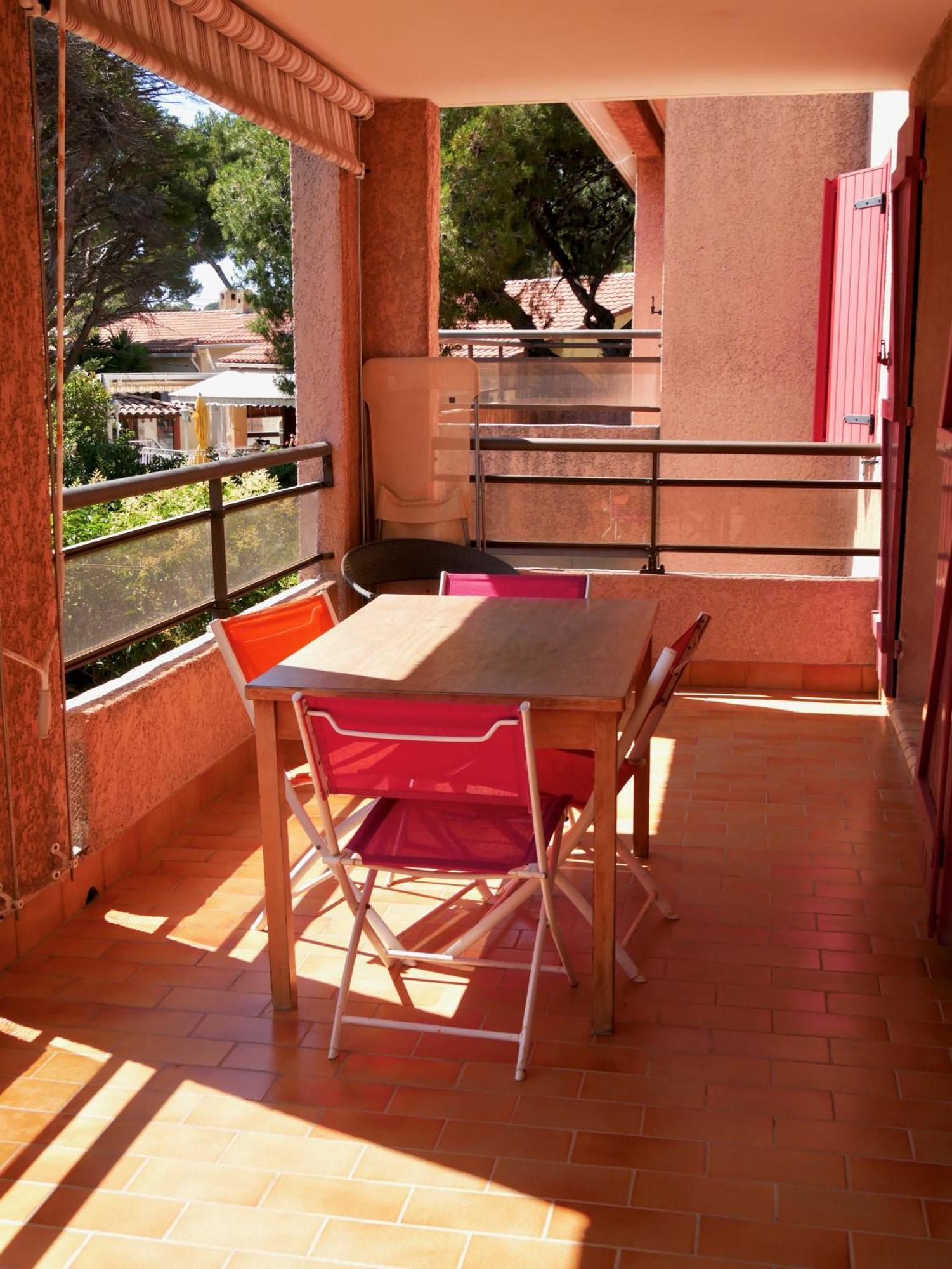 Appartement 60M2 - 2 Chambres A Une Minute Des Plages, Parking Prive Sausset-les-Pins Exterior foto